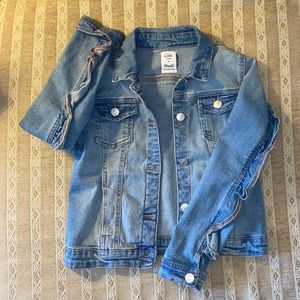 Jean jacket with ruffles